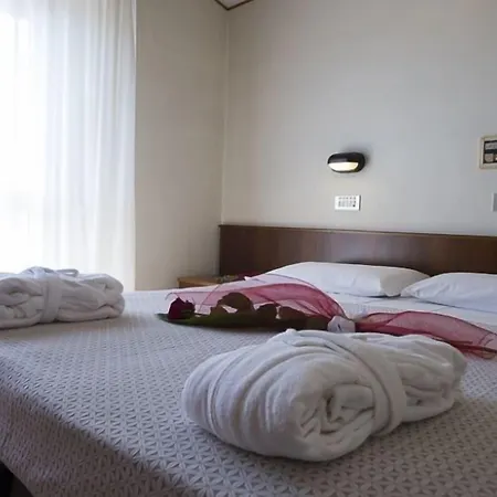 Miralaghi Hotel 3*