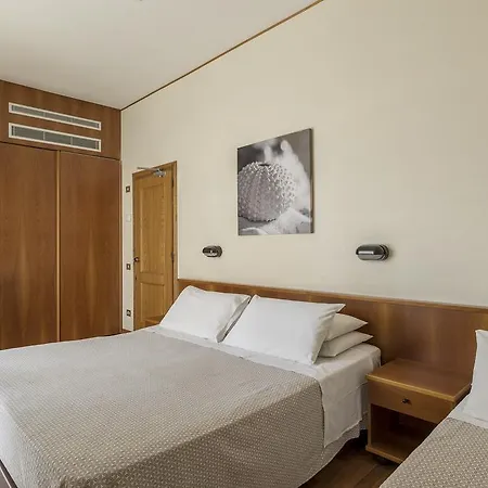 Hotel Miralaghi