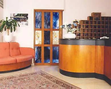 Miralaghi Hotel